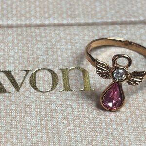 Avon vintage kids Pink Crystal Angel Ring and Clear Stones